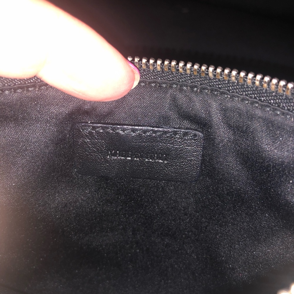 Authentic Burberry wristlet - Picture 5 of 5